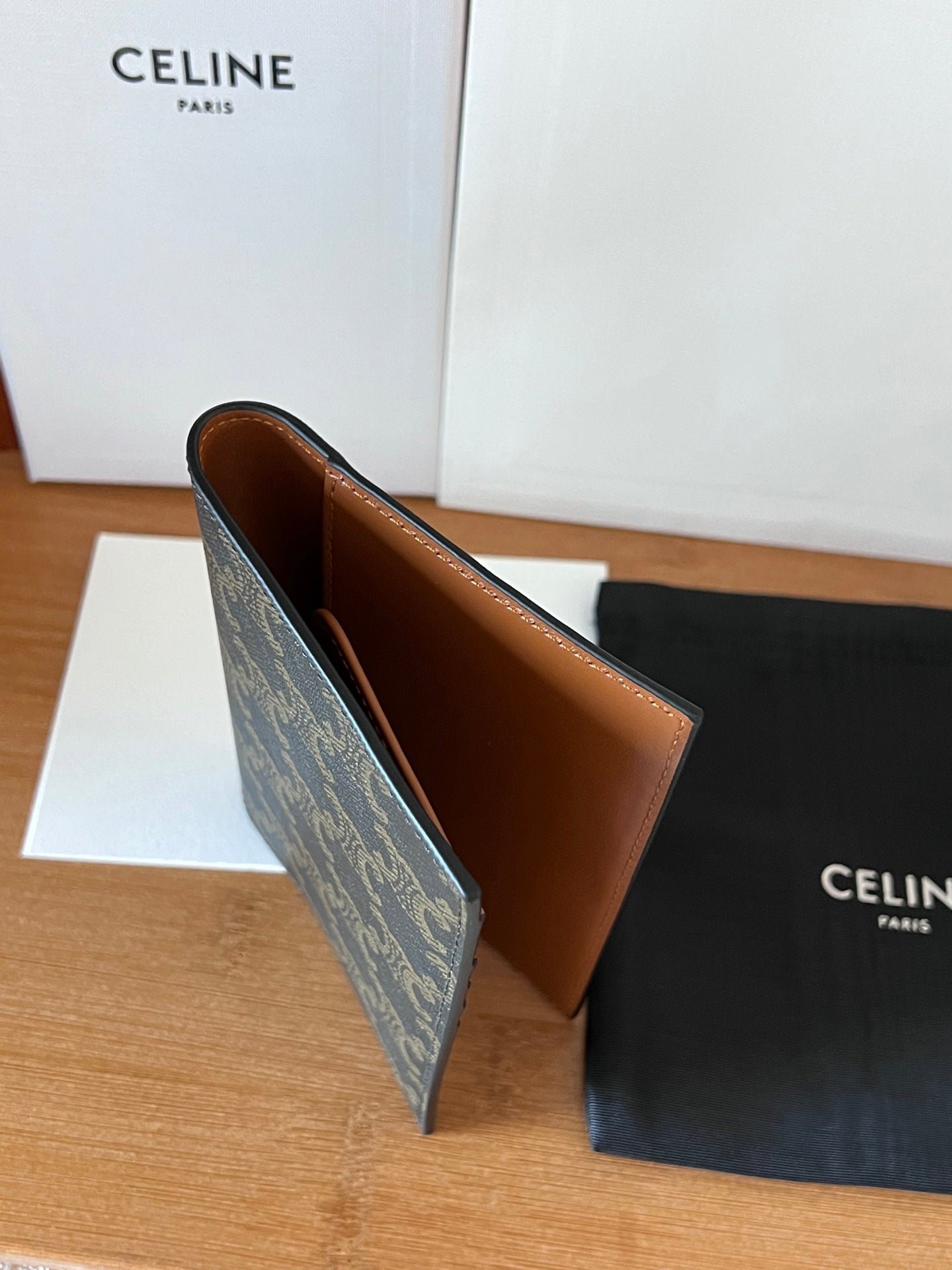 CELINE Triomphe Passport Cover - Image 5