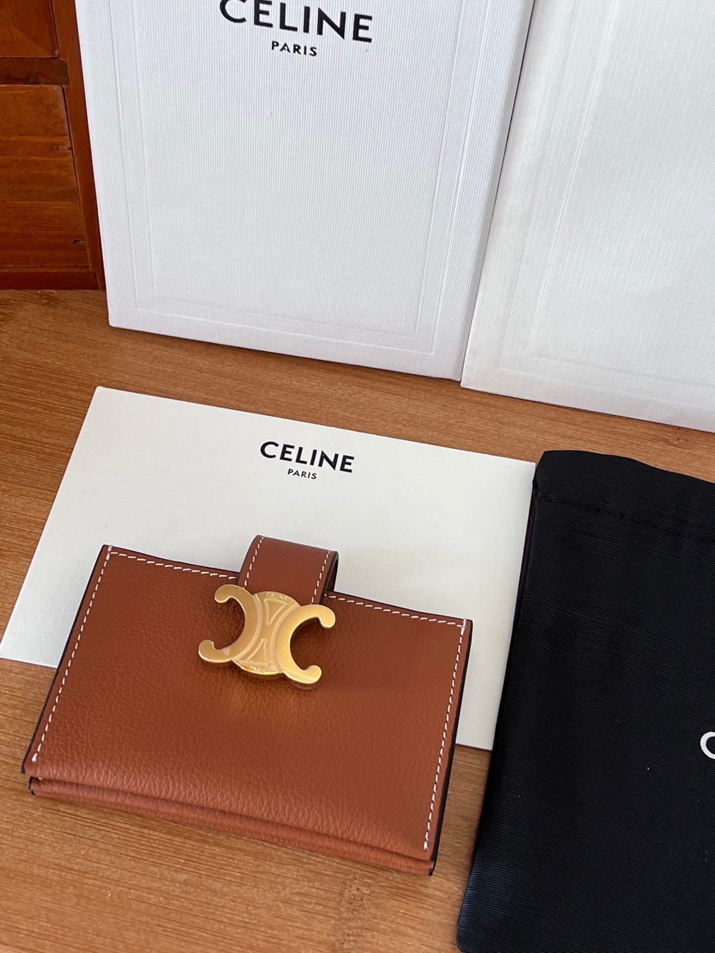 CELINE Tan Triomphe Card Holder - Image 3