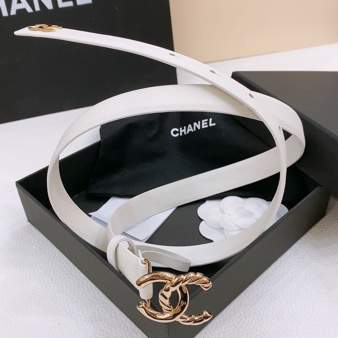 Alternative view of Chanel Ivory Gold Chain Belt