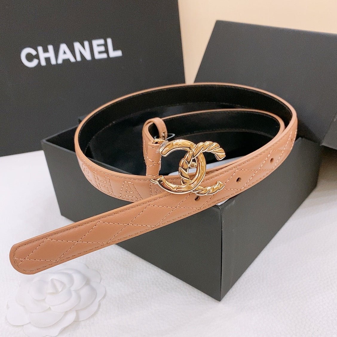 Alternative view of Chanel Pink Quilt Gold Belt