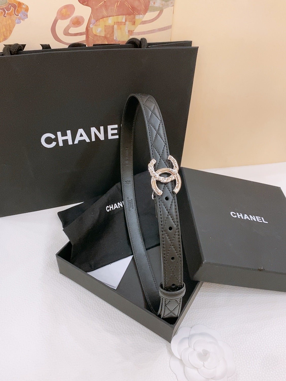 Chanel Quilt Silver Leather Belt - Image 6