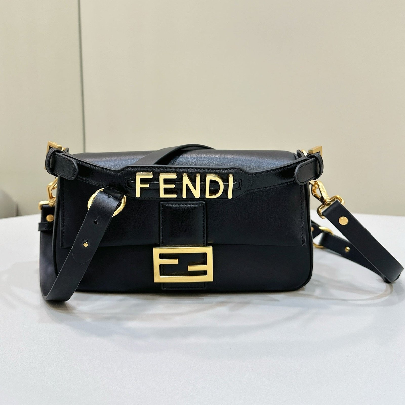 Fendi Baguette 27 Black Smooth Calfskin