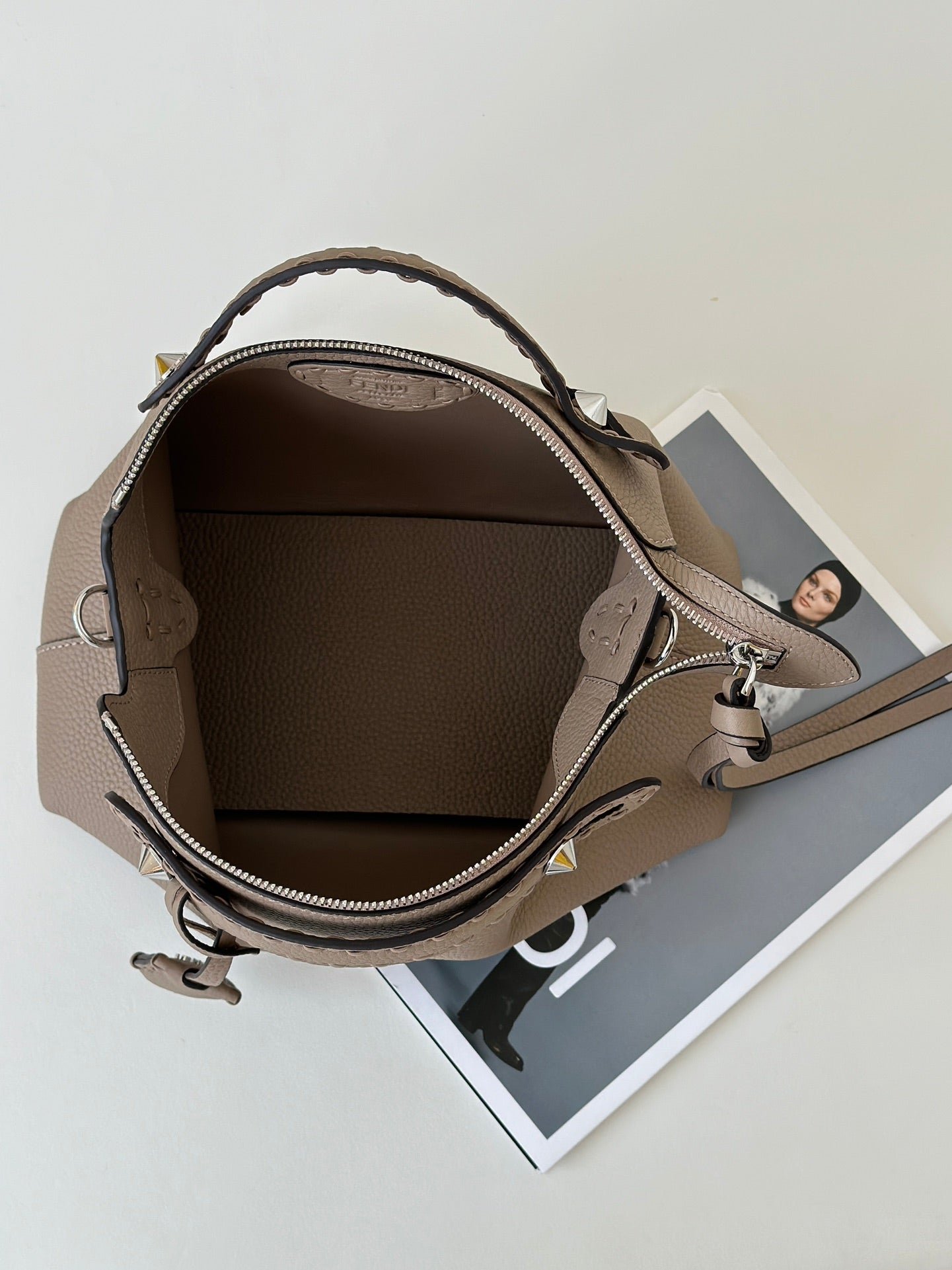 Fendi Selleria Large 29 Cedar Brown Calfskin Bag - Image 7