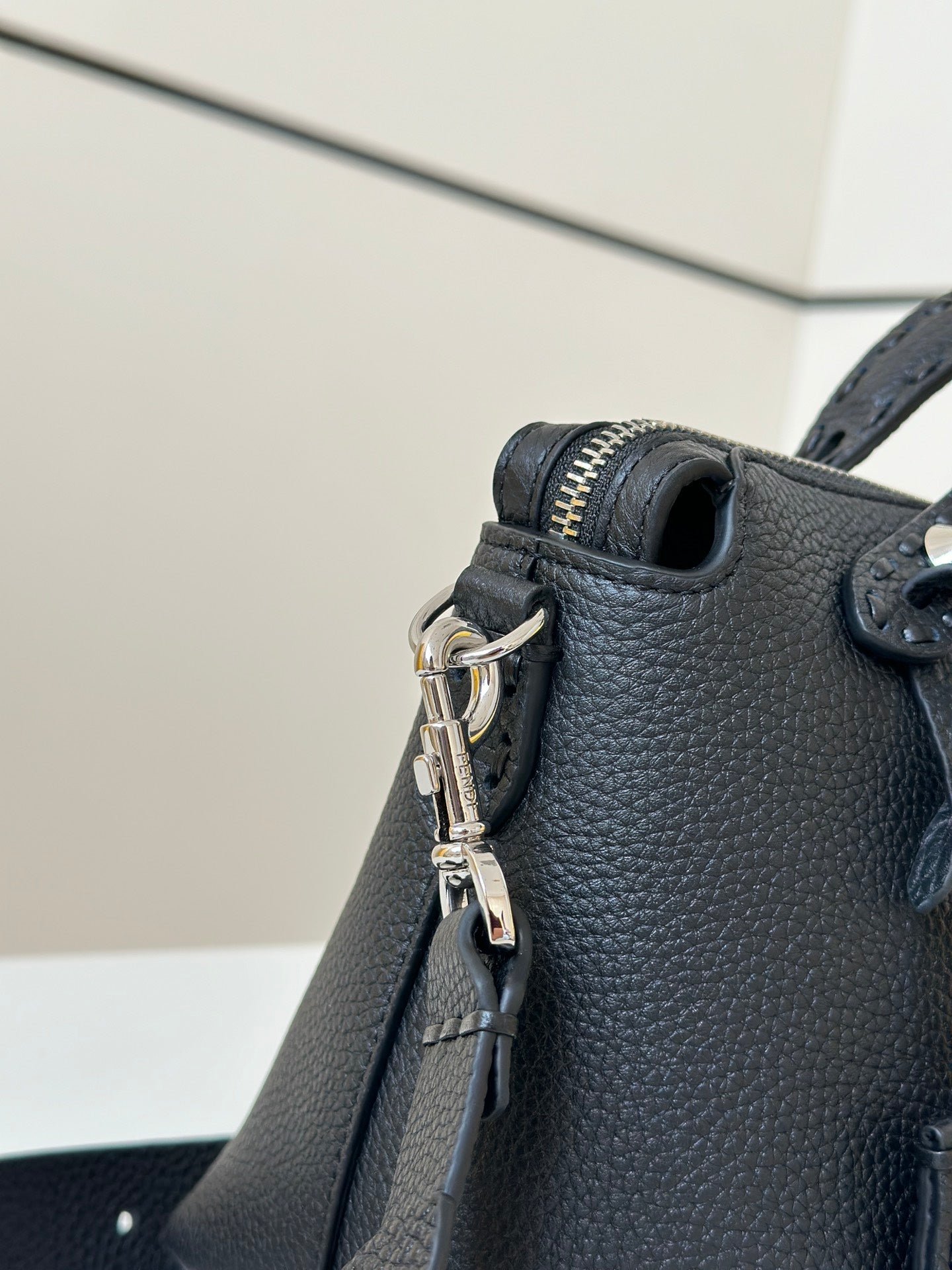 Fendi Selleria Small 20 Black Calfskin Bag - Image 8