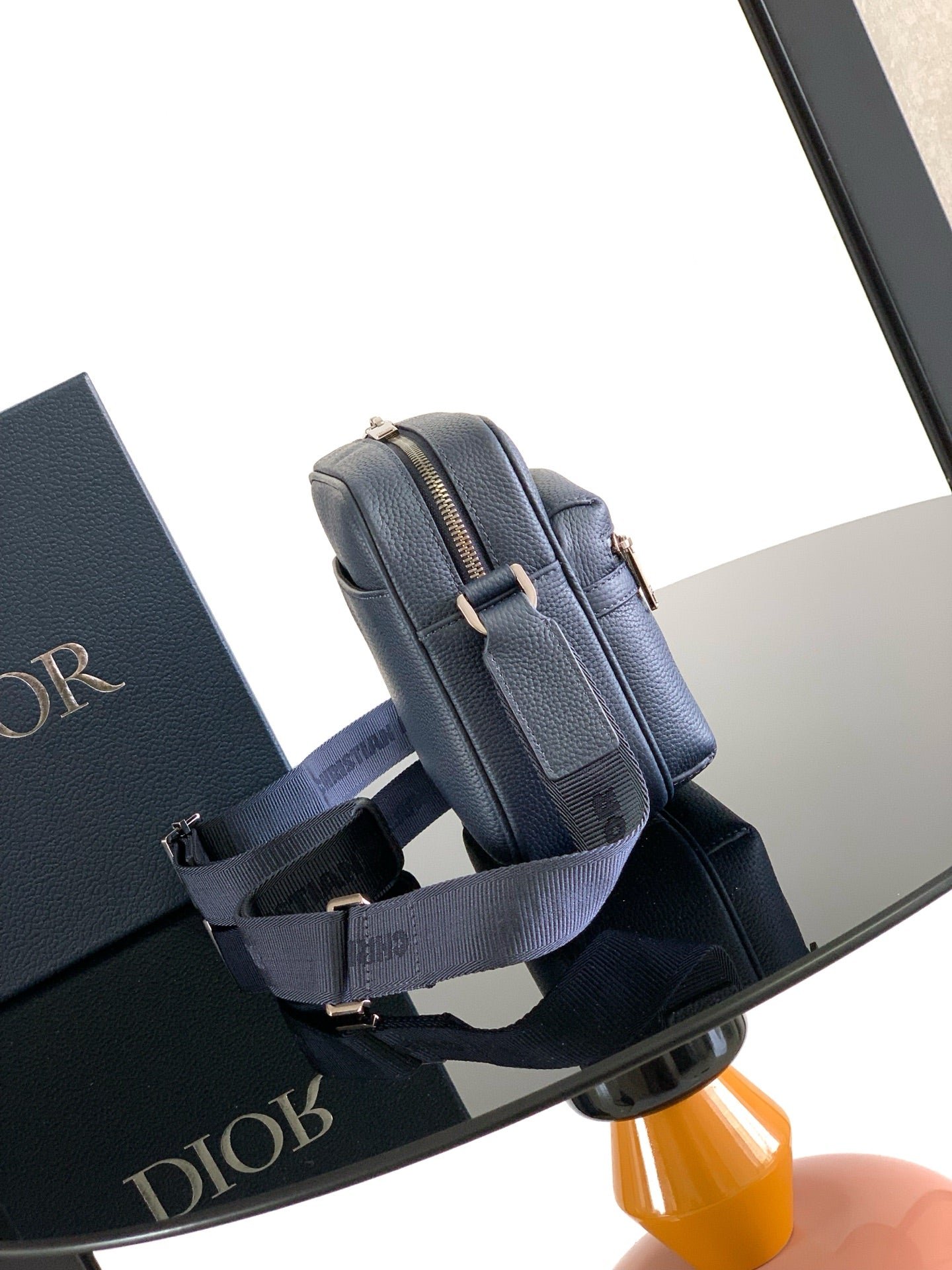 Dior Rider 2.0 Series Navy Cowhide Crossbody Bag - Image 9