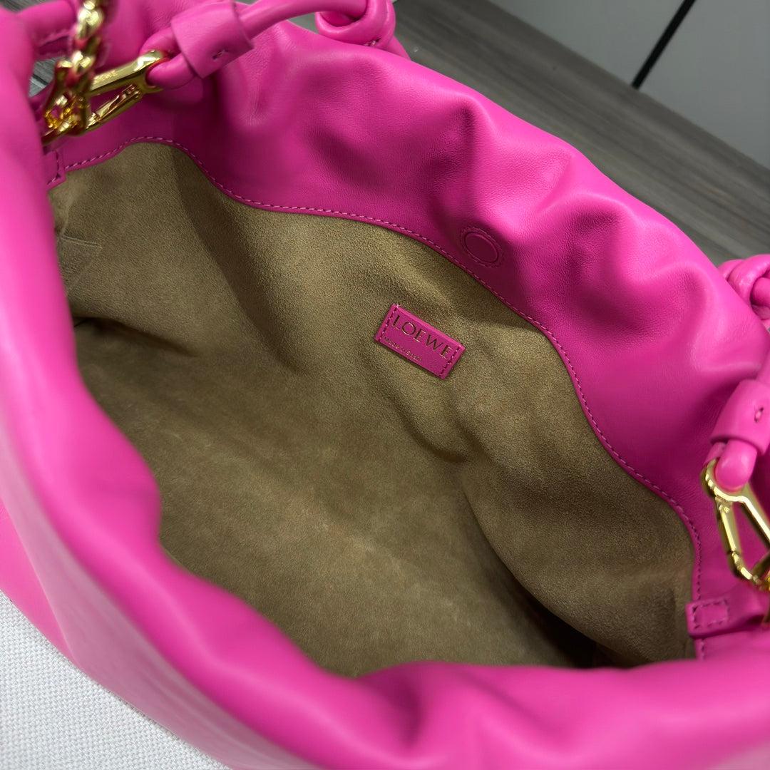 LOE MEDIUM 30 FLAMENCO PURSE BUCKET IN FUSICA PINK LAMBSKIN - Image 7