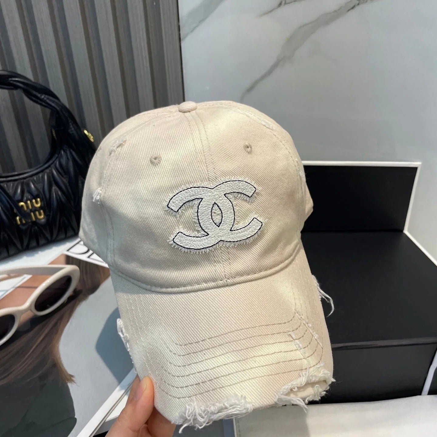BASEBALL HAT IN SMOOTH BEIGE JEAN 672994 - Image 4