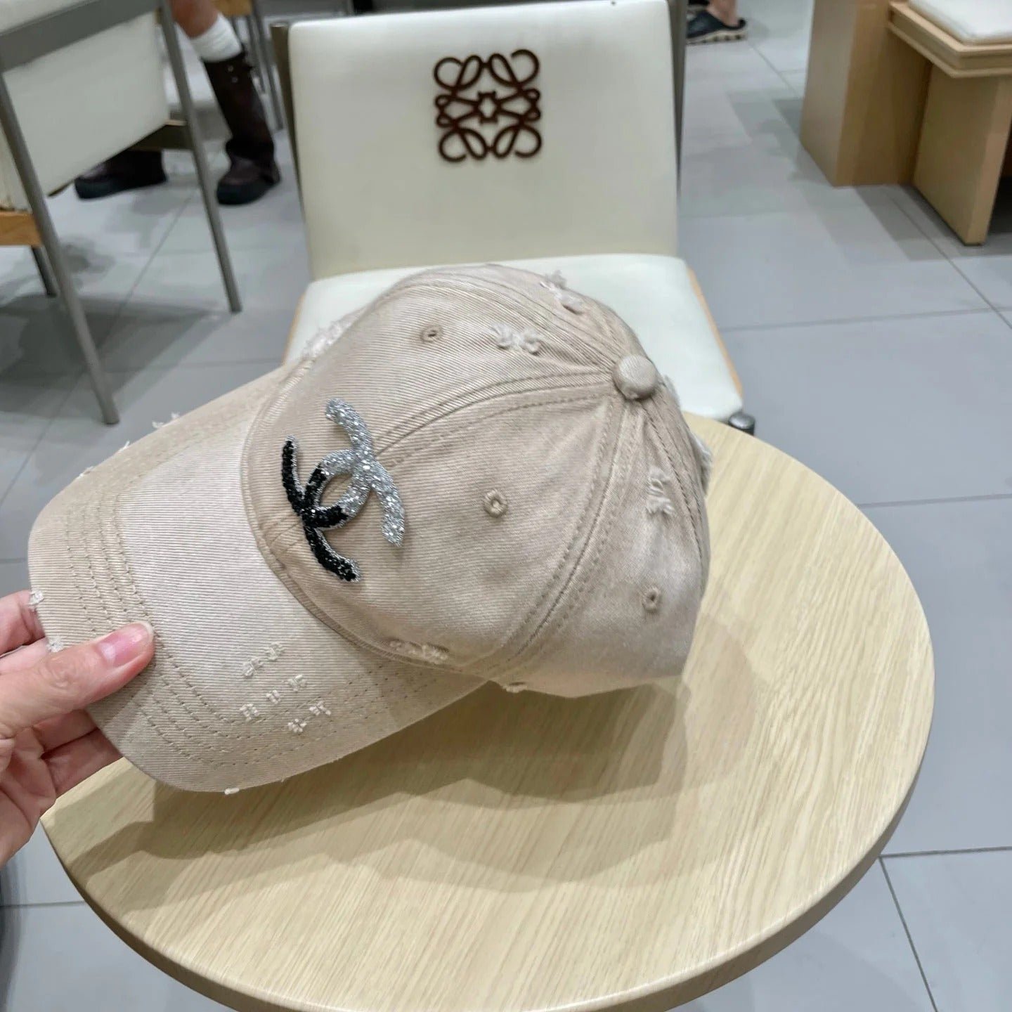 BASEBALL HAT WITH LOGO WARM GRAY IN JEAN 674123 - Image 4