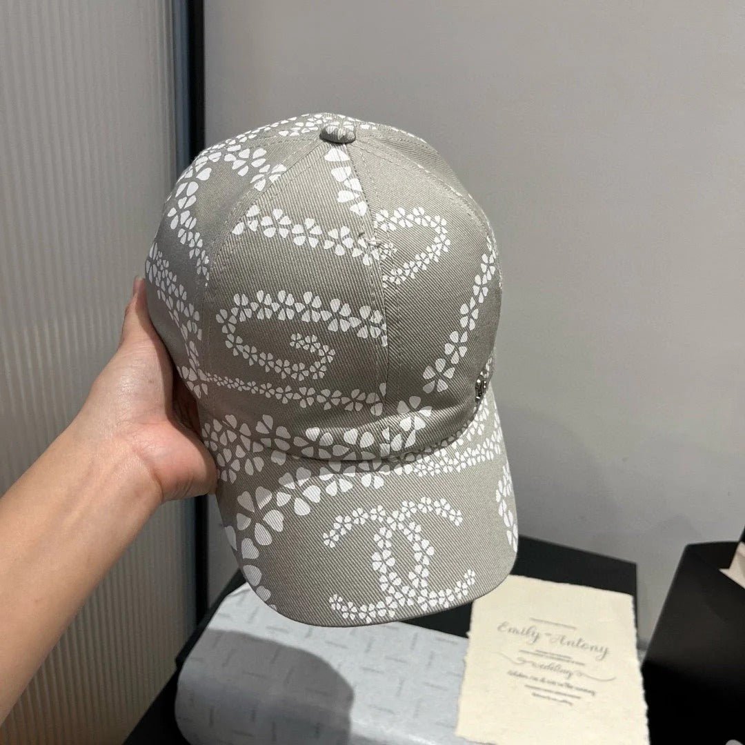 BASEBALL HAT LIGHT TAUPE WHITE PATTERN 674030 - Image 9