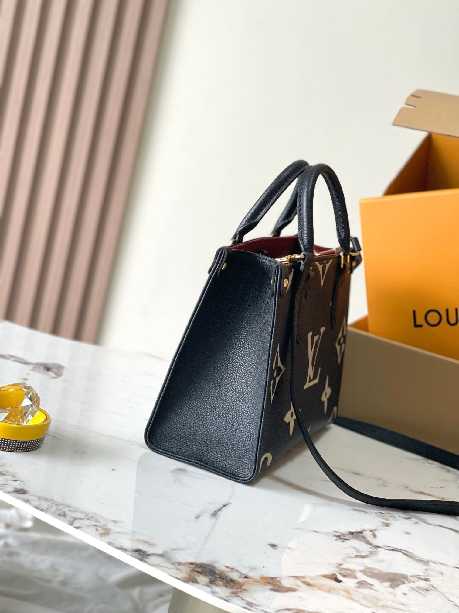Louis Vuitton OnTheGo PM Bicolor - Image 10