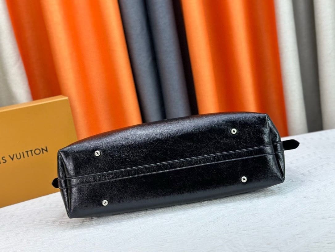 Louis Vuitton CarryAll Dark MM Lambskin - Image 9