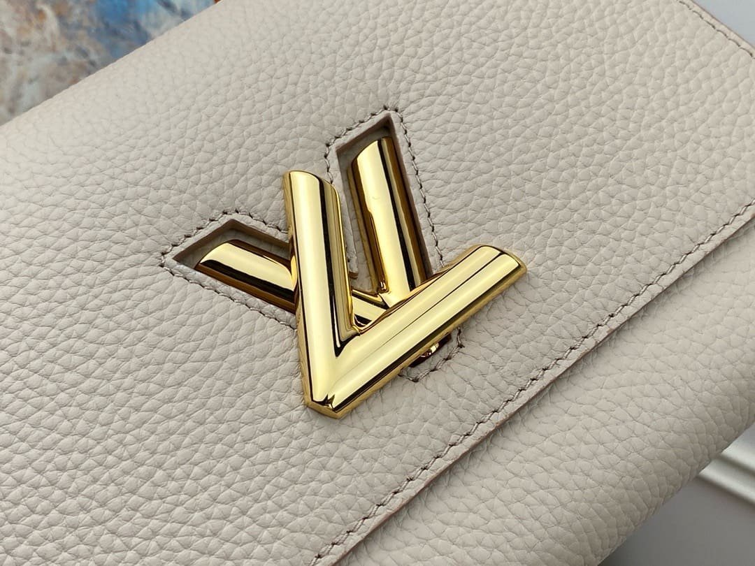 Louis Vuitton Twist One Handle PM - Image 4