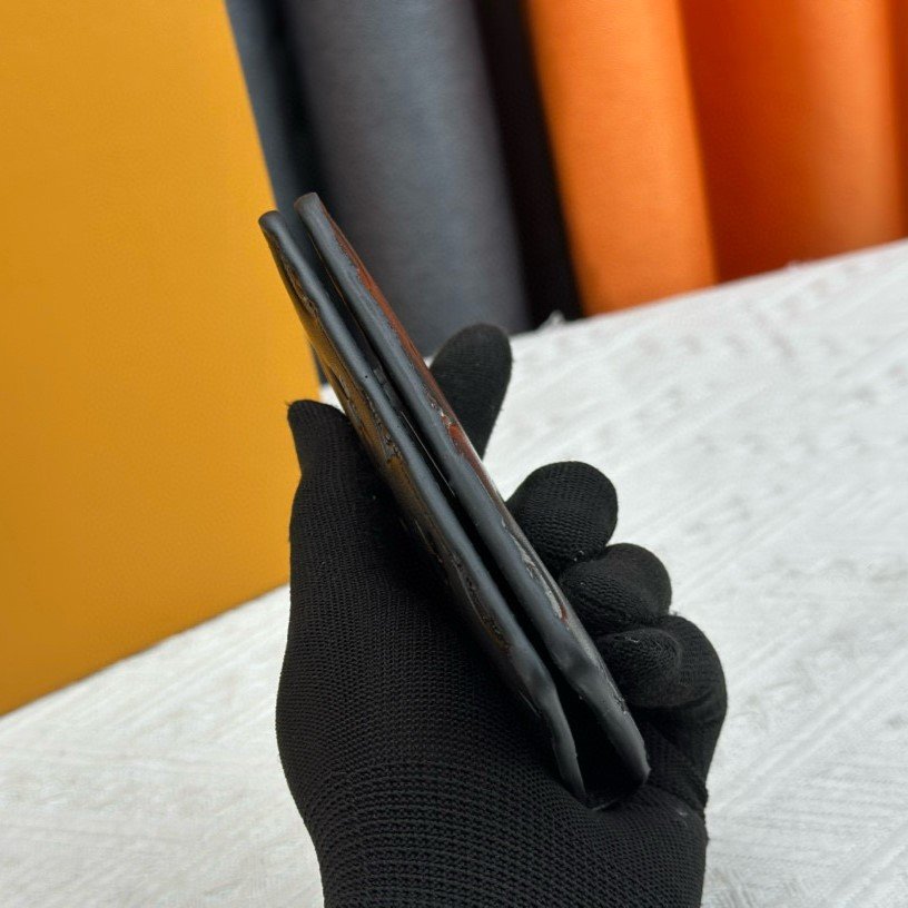 LV Black Empreinte Card Holder - Image 3