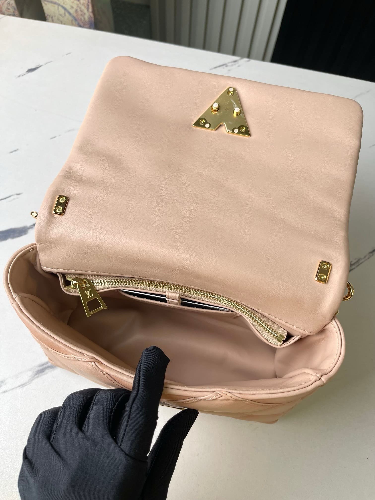 Louis Vuitton GO-14 MM Pink Lambskin - Image 10