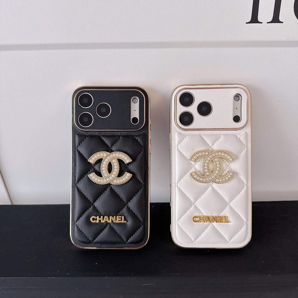 Chanel Pearl Quilted Leather Case - Image 5