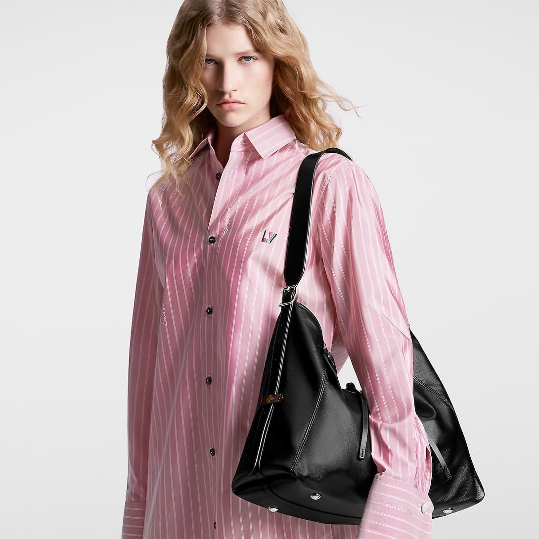 Louis Vuitton CarryAll Dark MM Lambskin - Image 12
