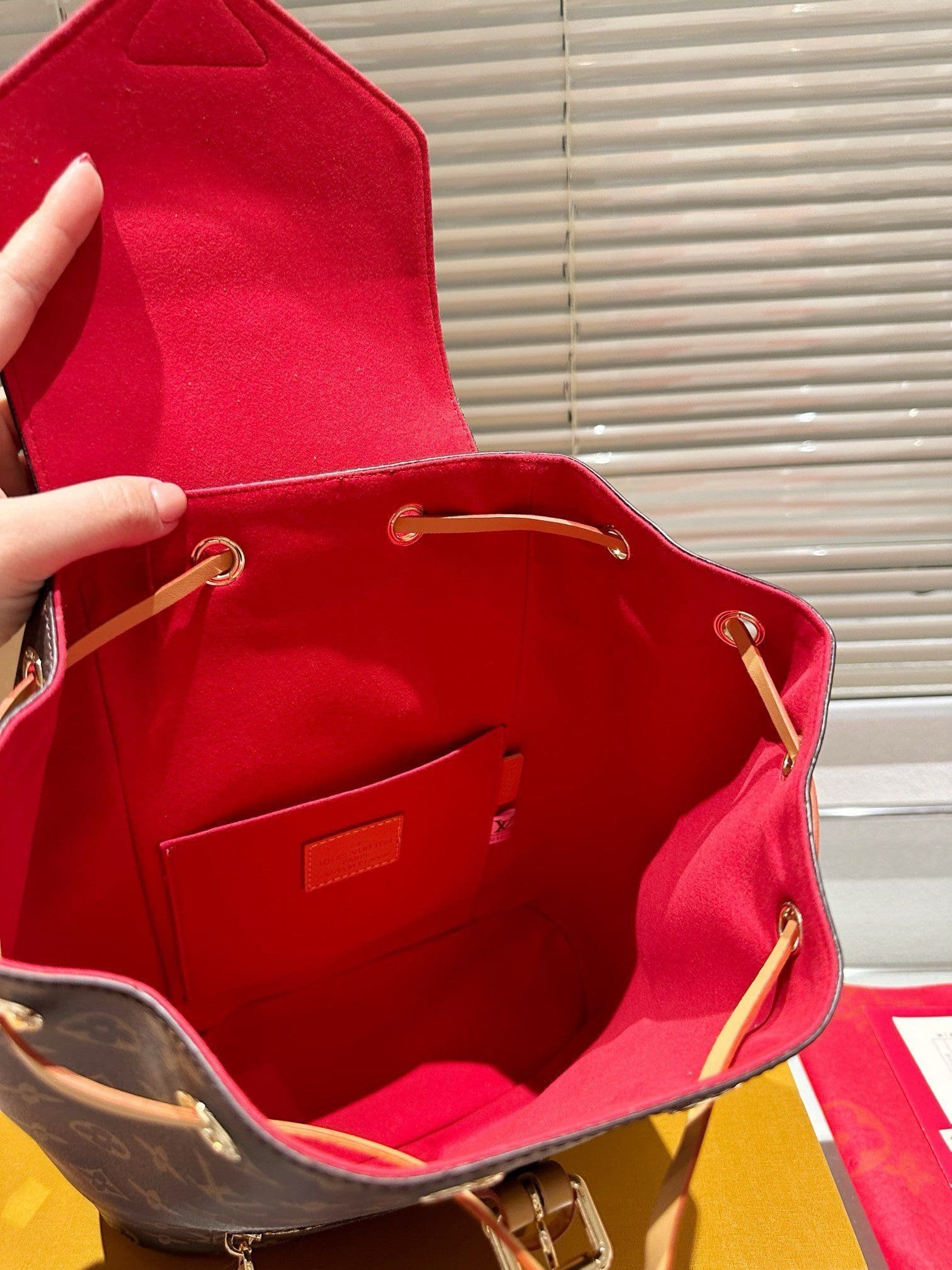 Louis Vuitton Montsouris Backpack Classic - Image 10