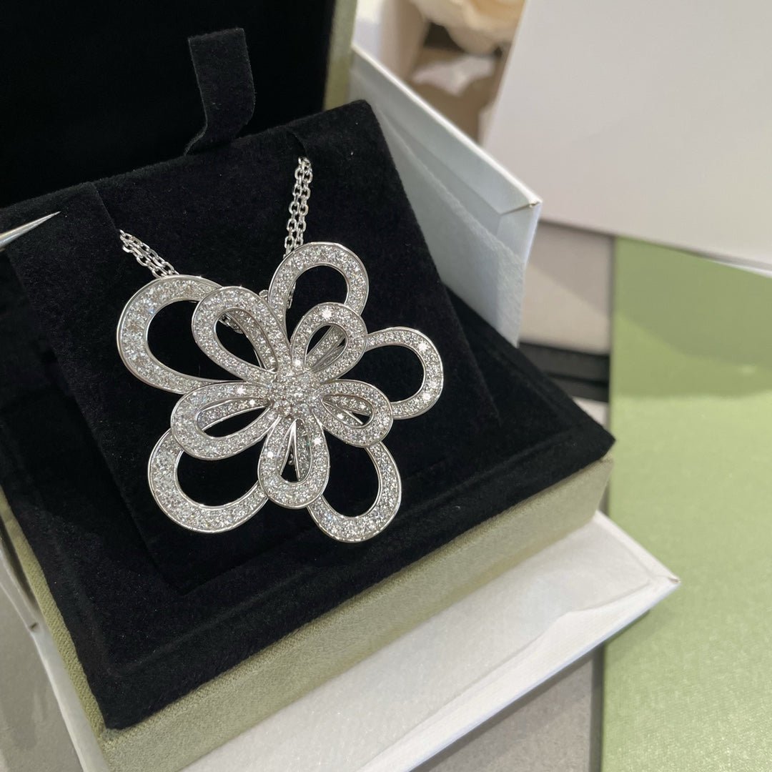 VCA Double Lace Flower Silver Diamond Necklace