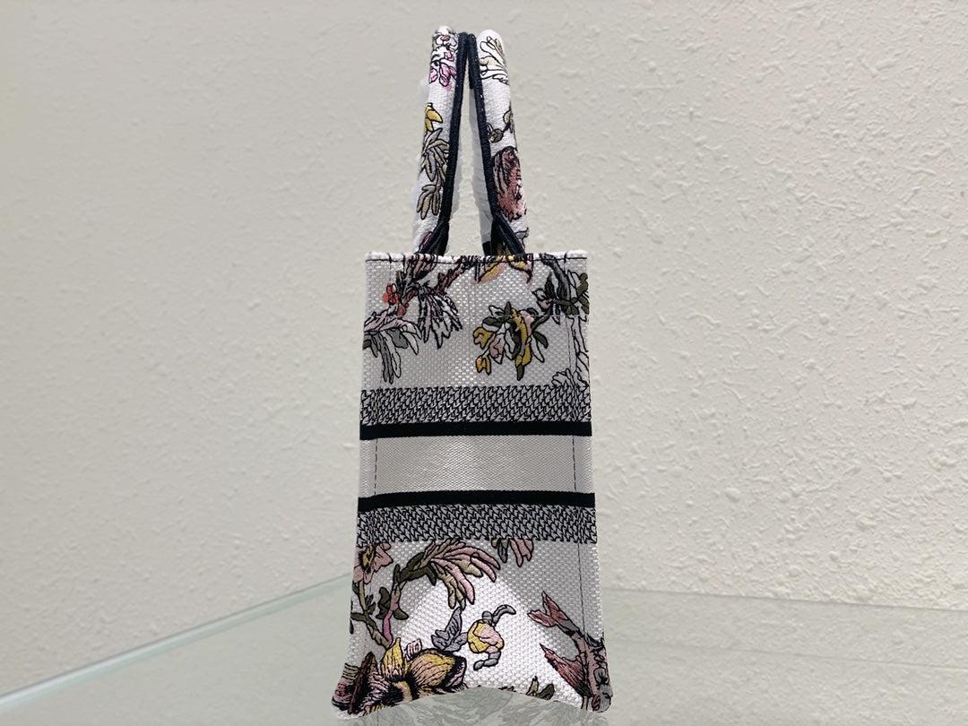 Dior Small Book Tote White Floral Embroidered Bag - Image 3