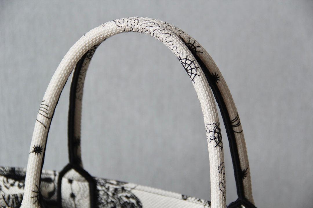 Dior Medium Book Tote 36cm White Embroidered Bag - Image 7