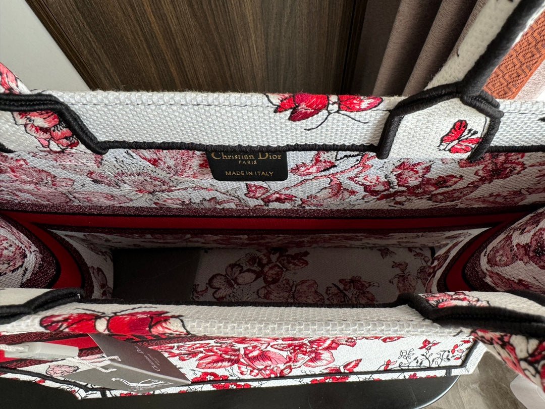 Dior Large Book Tote 42cm Red Floral White Bag - Image 8