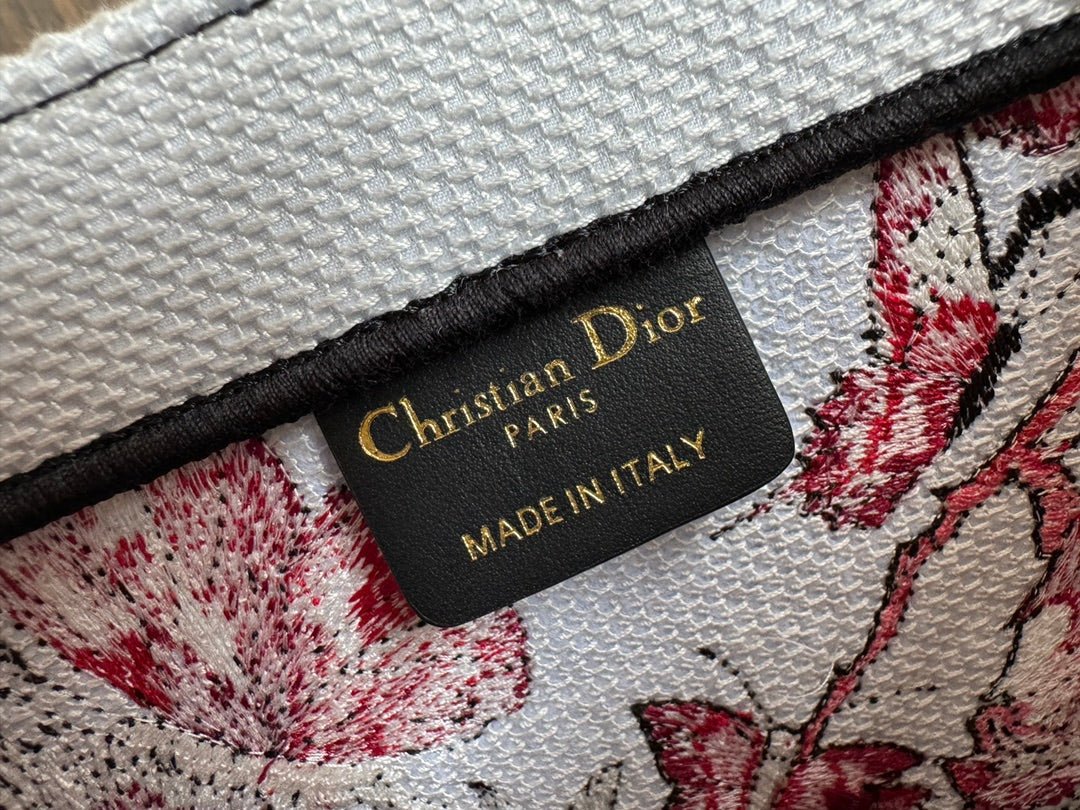 Dior Large Book Tote 42cm Red Floral White Bag - Image 9