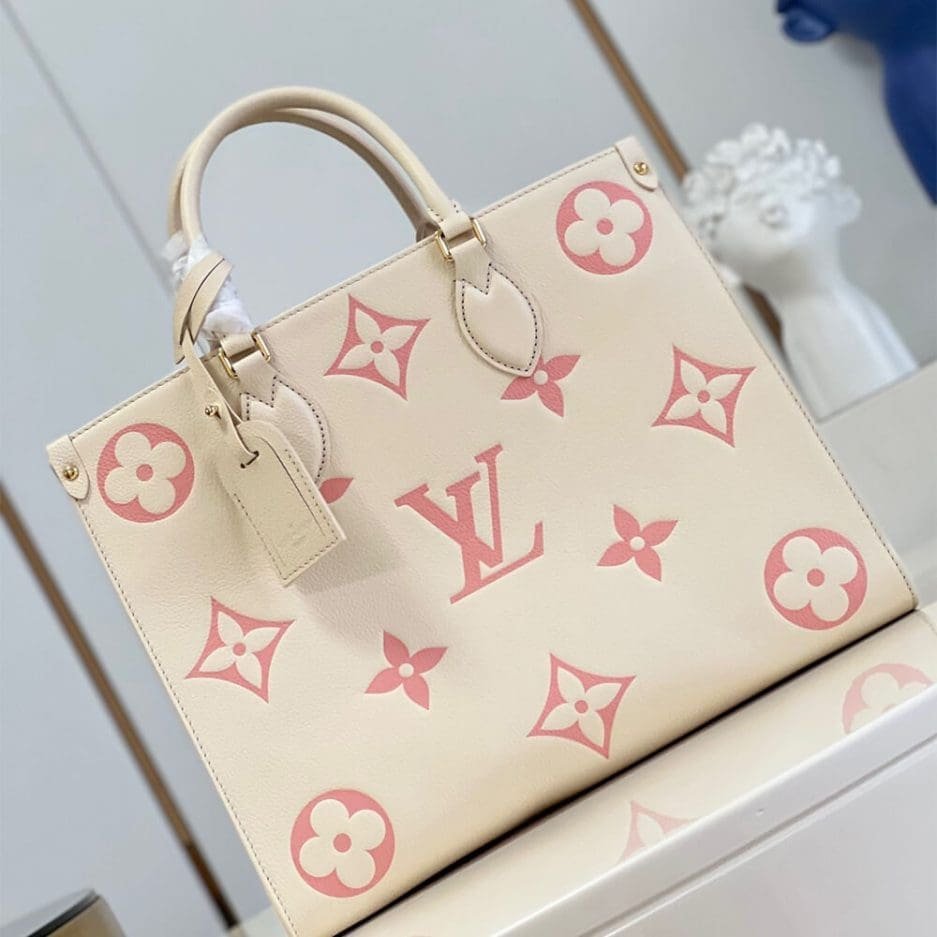 Louis Vuitton OnTheGo MM Embossed - Image 7