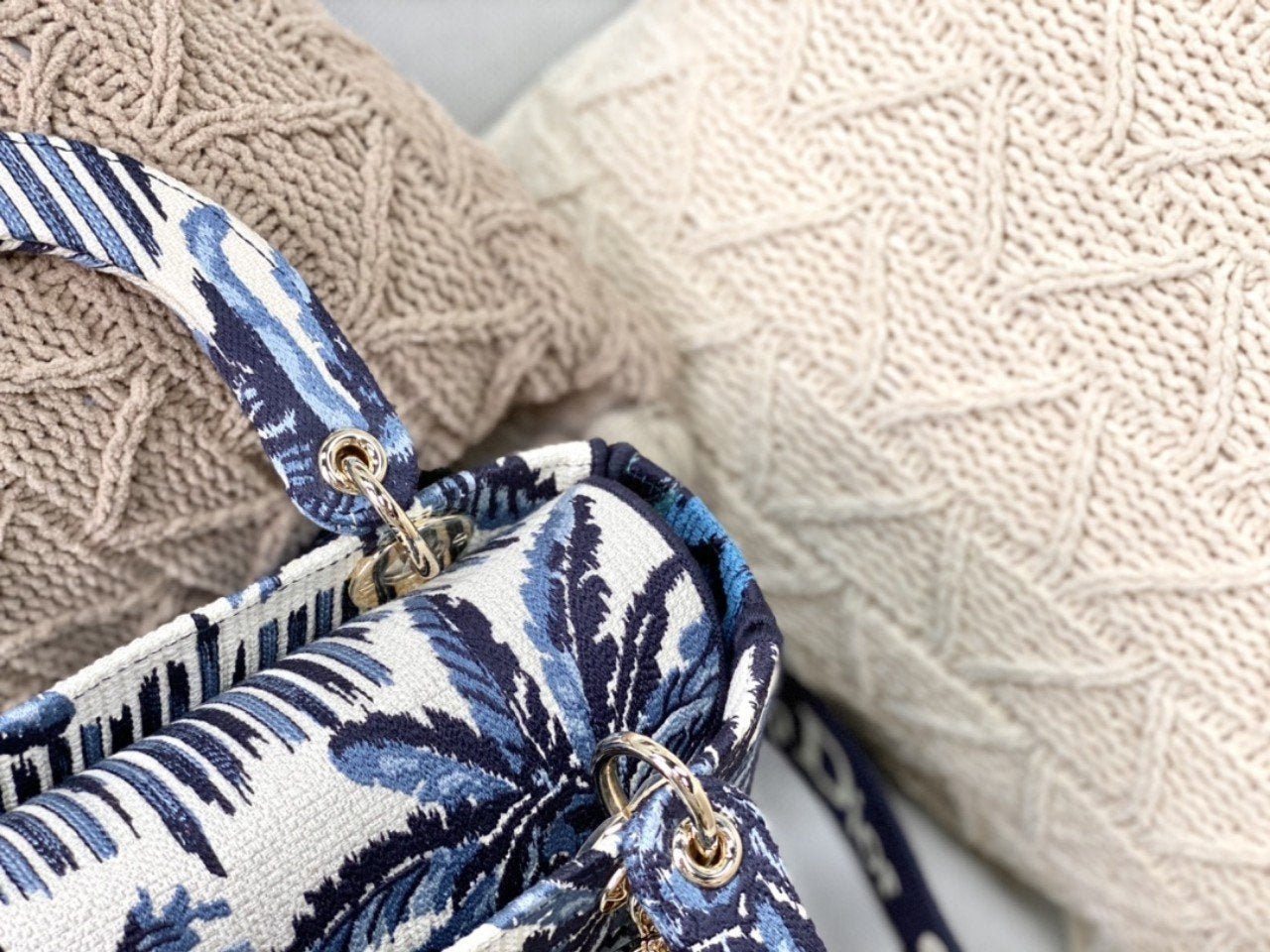 Dior Lady D-Lite Blue Palm Tree Embroidered Hand Bag - Image 4